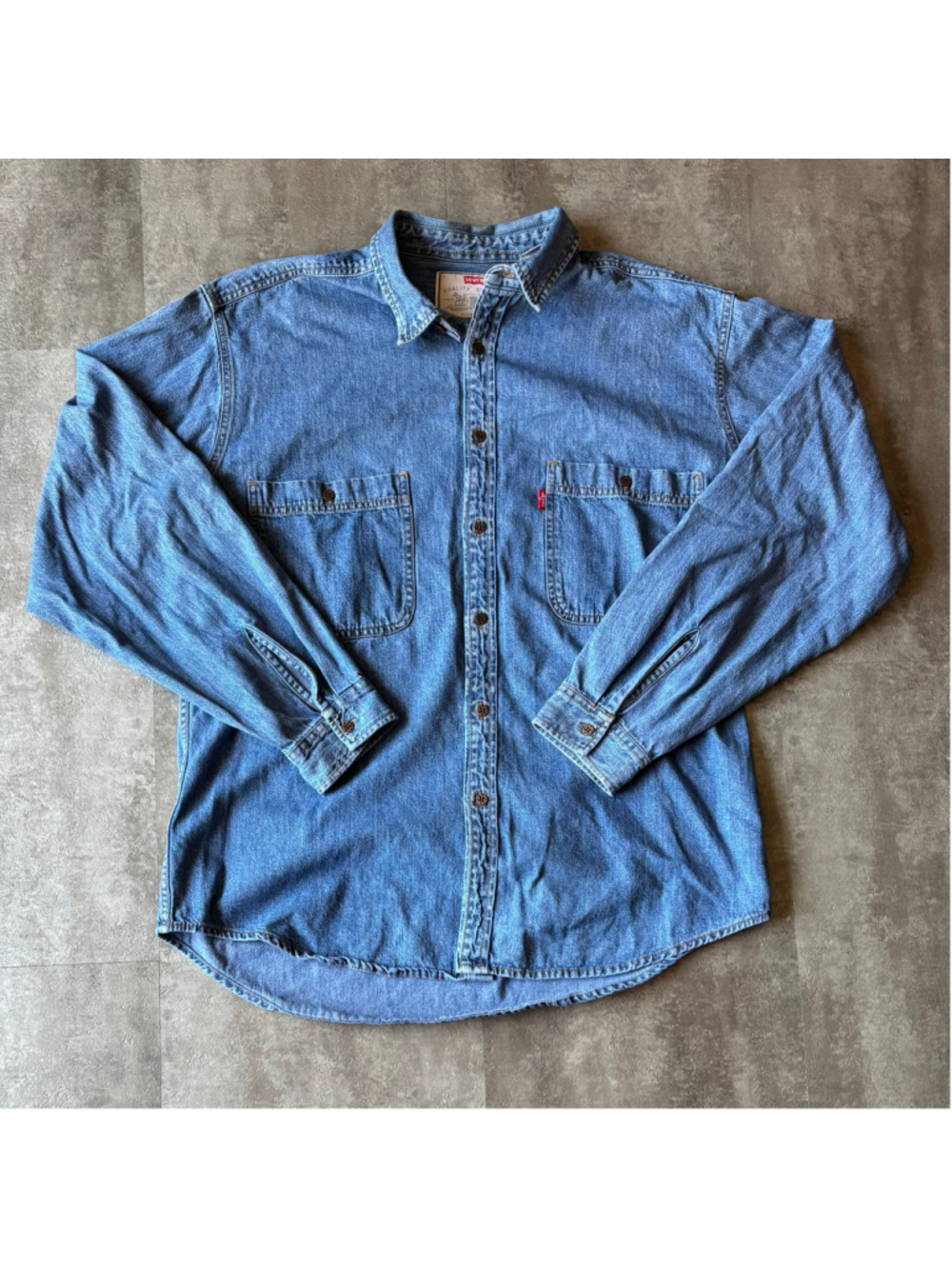 Vintage Levi’s Denim Button Up Shirt Mens Large 90s